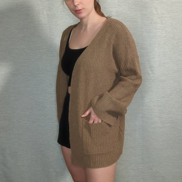 Oak + Fort Oversized Cardigan in Cookie Brown - Picture 4 of 9